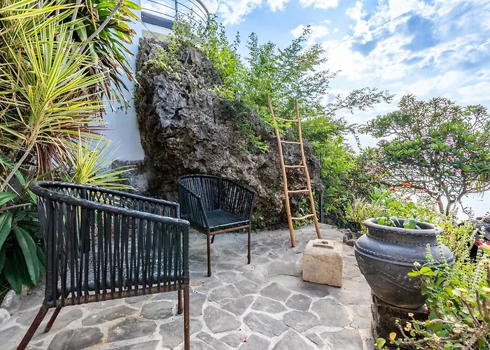Beachfront 2bdrs Private - Bingin Villa